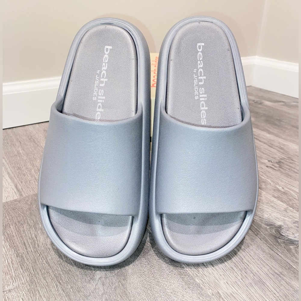 J/Slides size 7M Gray Color,NIB